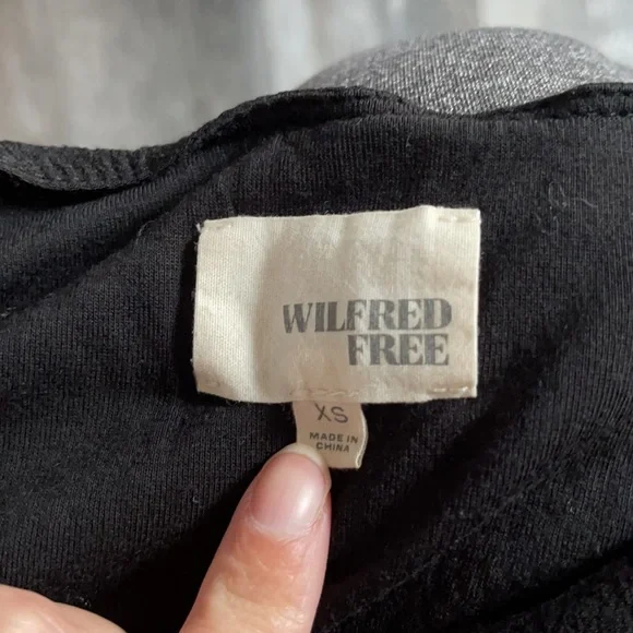 🛑SOLD Aritzia Wilfred Free Teigen T-Shirt Mini Dress - Picture 9 of 9